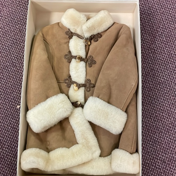 Saks Fifth Avenue Other - Vintage Saka 5th Ave children’s suede coat and hat